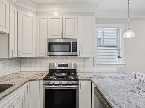 1048 Saratoga St 3, Boston MA 02128