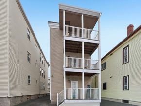 1048 Saratoga St 3, Boston MA 02128