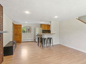 52 Bishop Dr. 52, Framingham MA 01701