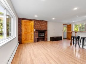 52 Bishop Dr. 52, Framingham MA 01701