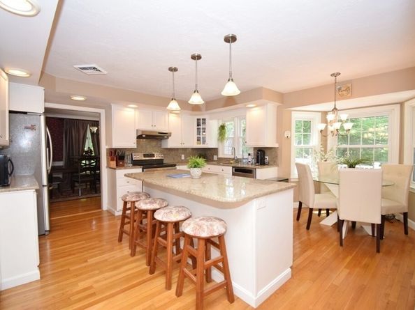 14 Colonial Drive, Shrewsbury MA 01545
