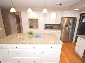 14 Colonial Drive, Shrewsbury MA 01545