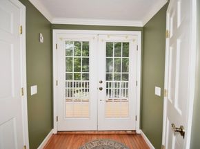 14 Colonial Drive, Shrewsbury MA 01545