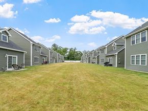 15 Jaclyn's Way 11, Billerica MA 01862