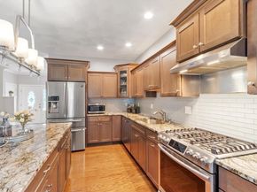 15 Jaclyn's Way 11, Billerica MA 01862