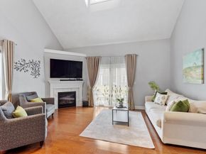 15 Jaclyn's Way 11, Billerica MA 01862