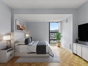 566 Commonwealth Ave 703, Boston MA 02215