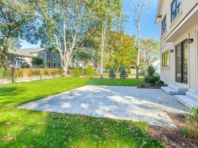 112 Osborne Path, Newton MA 02459