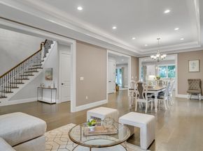 112 Osborne Path, Newton MA 02459
