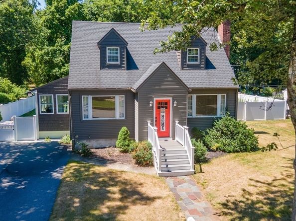 14 Nelson Street, Hopedale MA 01747
