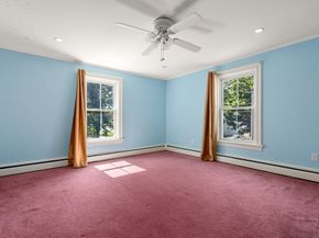 14 Maple St, Sturbridge MA 01566