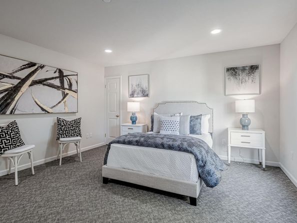 518 Almer Road 6, Burlingame CA 94010