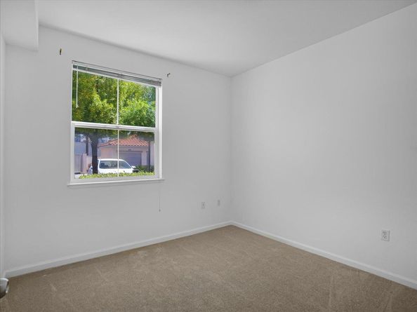 2177 Alum Rock Avenue 112, San Jose CA 95116