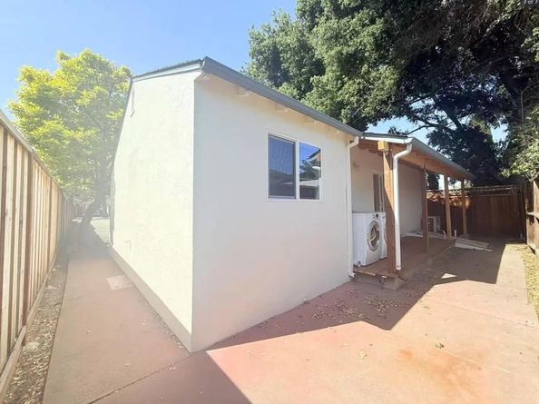 717 Ehrhorn Avenue, Mountain View CA 94041