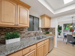 14333 Saratoga Avenue 11, Saratoga CA 95070
