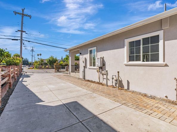 3405 E Hills Drive, San Jose CA 95127