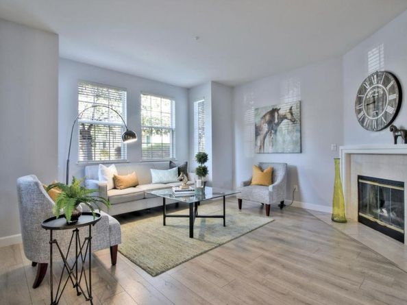 309 Village Circle, Santa Cruz CA 95060