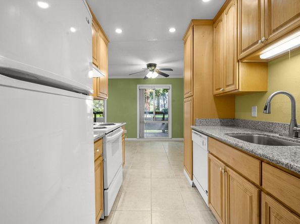 312 Tradewinds Drive 3, San Jose CA 95123