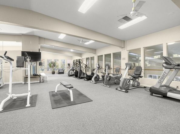 312 Tradewinds Drive 3, San Jose CA 95123