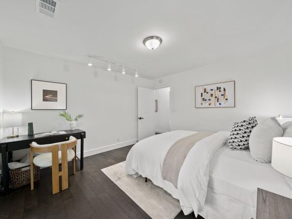 108 Durham Street, Menlo Park CA 94025