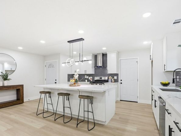 817 Baird Avenue, Santa Clara CA 95054