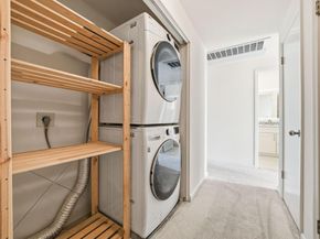 607 Arcadia Terrace 204, Sunnyvale CA 94085