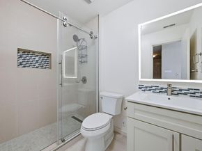 607 Arcadia Terrace 204, Sunnyvale CA 94085