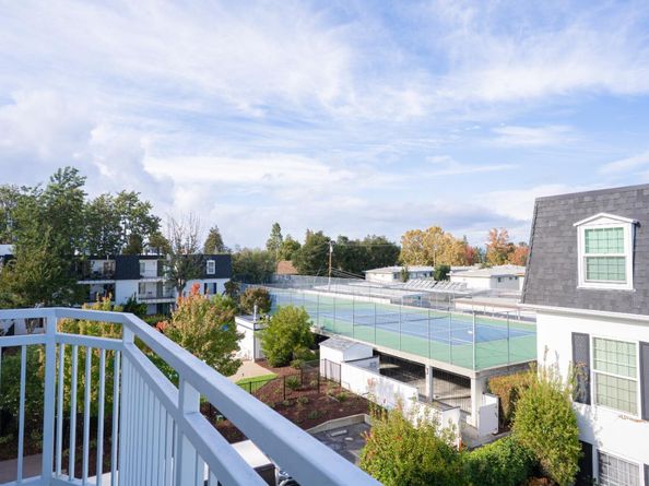 1945 Mount Vernon Court 14, Mountain View CA 94040