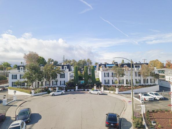 1945 Mount Vernon Court 14, Mountain View CA 94040