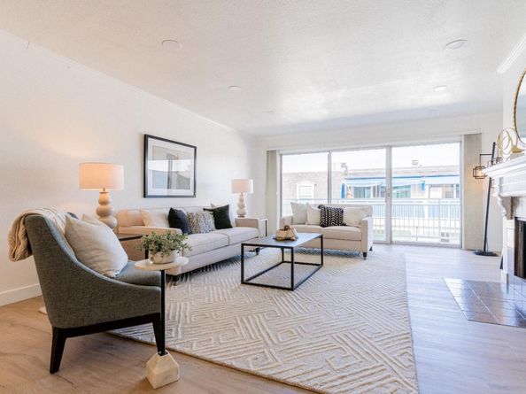 1945 Mount Vernon Court 14, Mountain View CA 94040