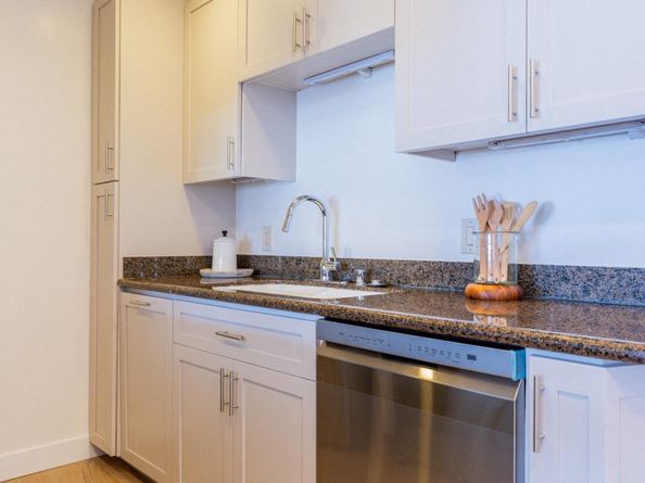 1945 Mount Vernon Court 14, Mountain View CA 94040