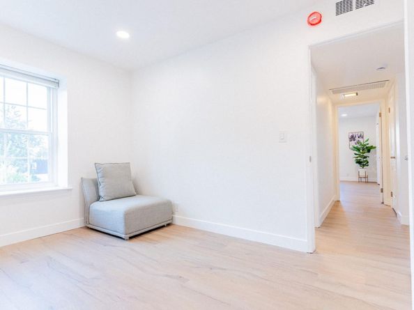 1945 Mount Vernon Court 14, Mountain View CA 94040