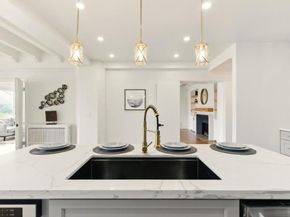 244 Lakeside 202, Oakland CA 94612