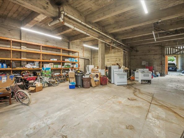 Emerson, Oakland CA 94610