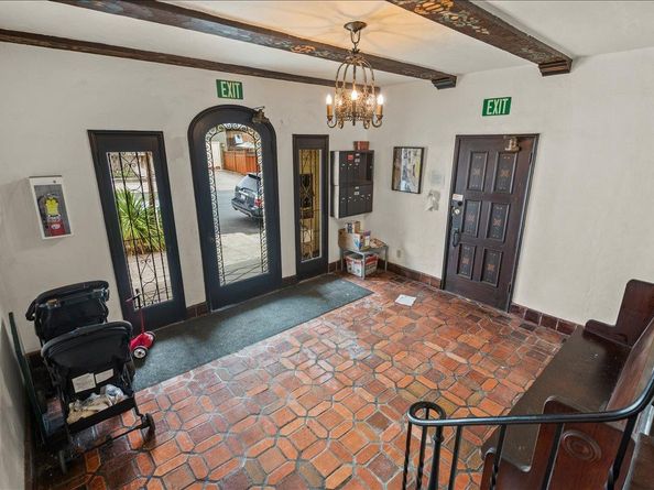 Emerson, Oakland CA 94610