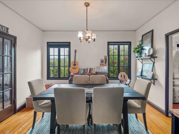 Emerson, Oakland CA 94610