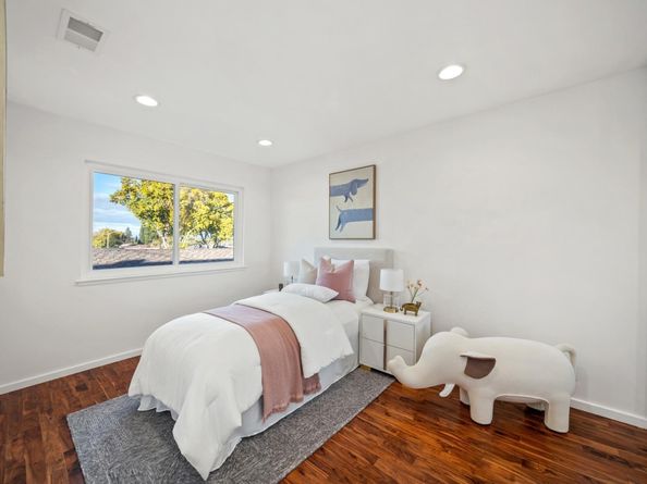 1031 Las Palmas Drive, Santa Clara CA 95051