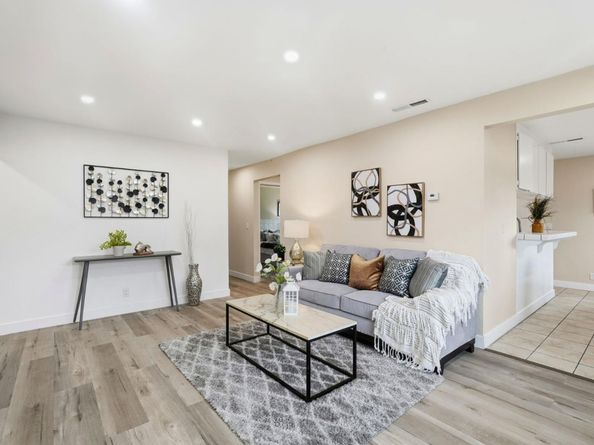 1540 E Saint James Street, San Jose CA 95116