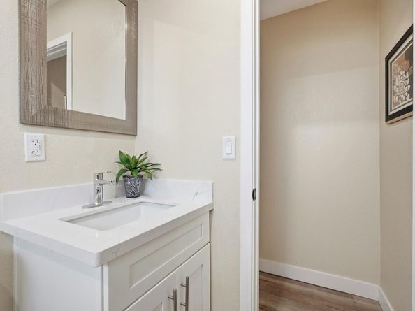 1540 E Saint James Street, San Jose CA 95116