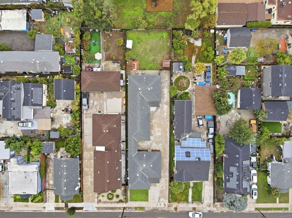 1540 E Saint James Street, San Jose CA 95116