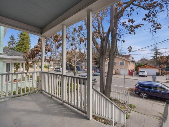 325 E Saint John Street, San Jose CA 95112