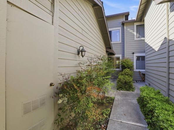 81 Frontier Trail Drive, San Jose CA 95136