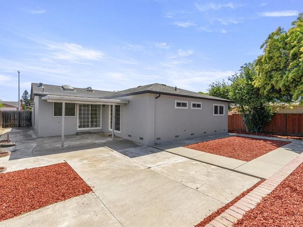 2255 Hartford Drive, Union City CA 94587