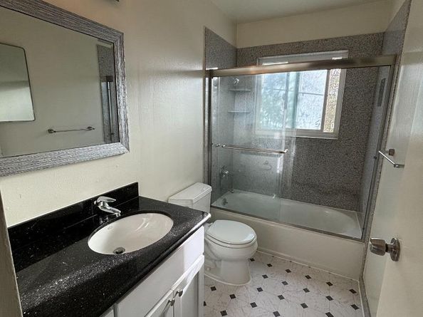 Ednamary, Mountain View CA 94040