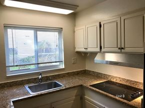 Ednamary, Mountain View CA 94040