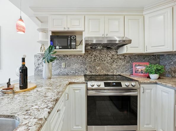 20245 Northglen Square, Cupertino CA 95014