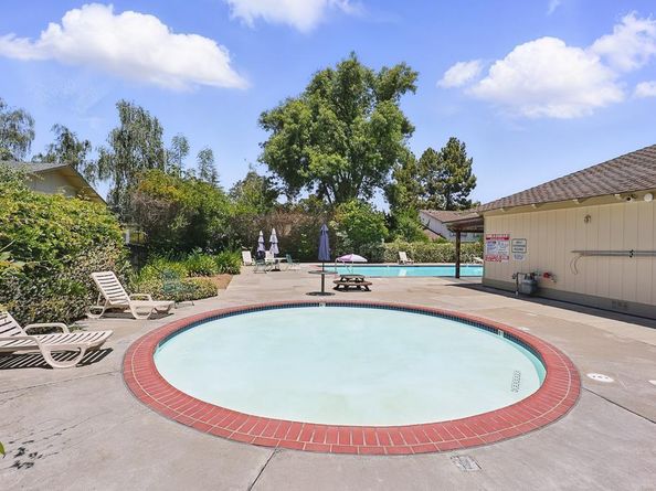 20245 Northglen Square, Cupertino CA 95014