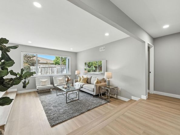 387 Menhaden Court, Foster City CA 94404