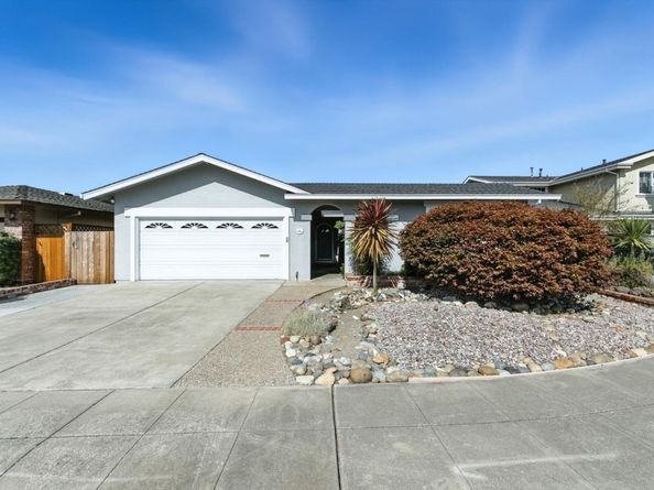 387 Menhaden Court, Foster City CA 94404