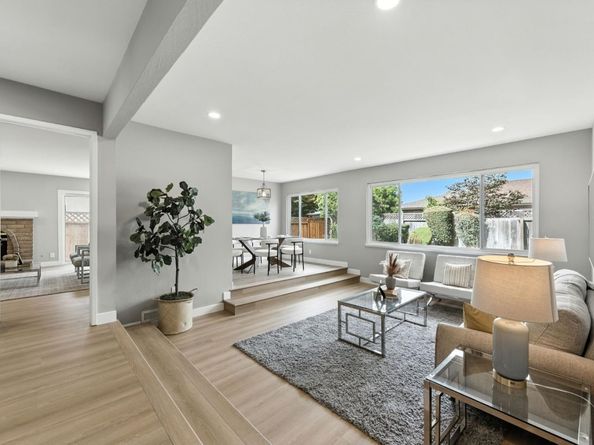 387 Menhaden Court, Foster City CA 94404
